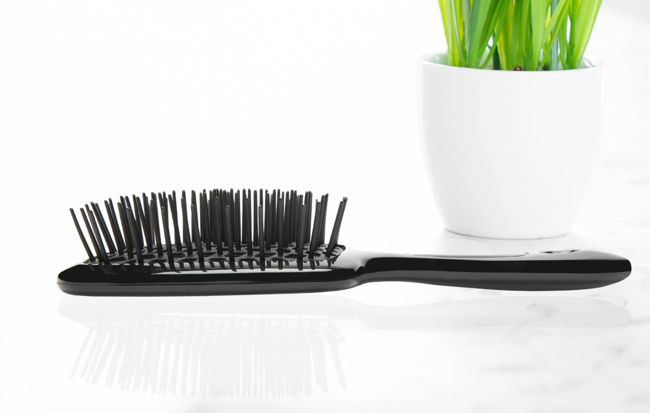 Ultimate Defining Detangler Brush